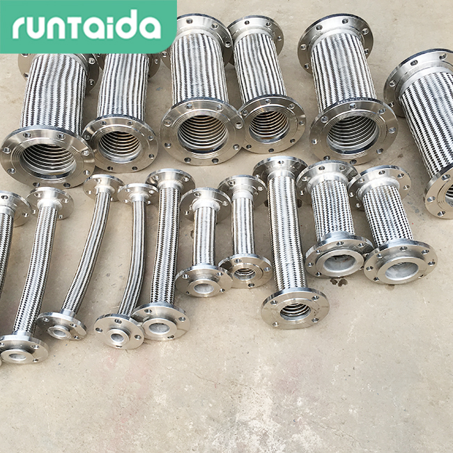 潤(rùn)泰達(dá)-高壓不銹鋼金屬軟管燃?xì)鈱Ｓ媒饘佘浌?></a></p></div><div   id="ikikikmm6kk"   class=